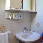 Roberta Hotel